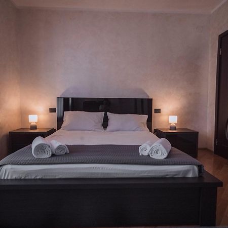 Makos Guest House クタイシ エクステリア 写真