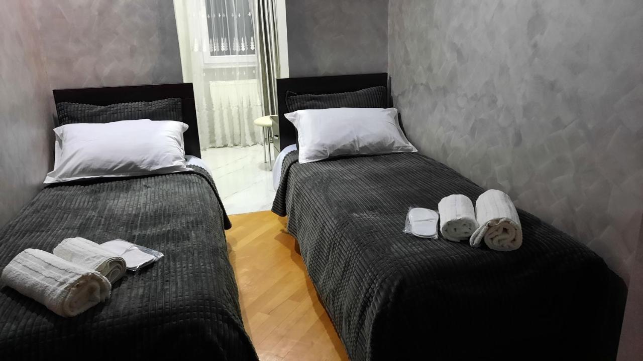 Makos Guest House クタイシ エクステリア 写真